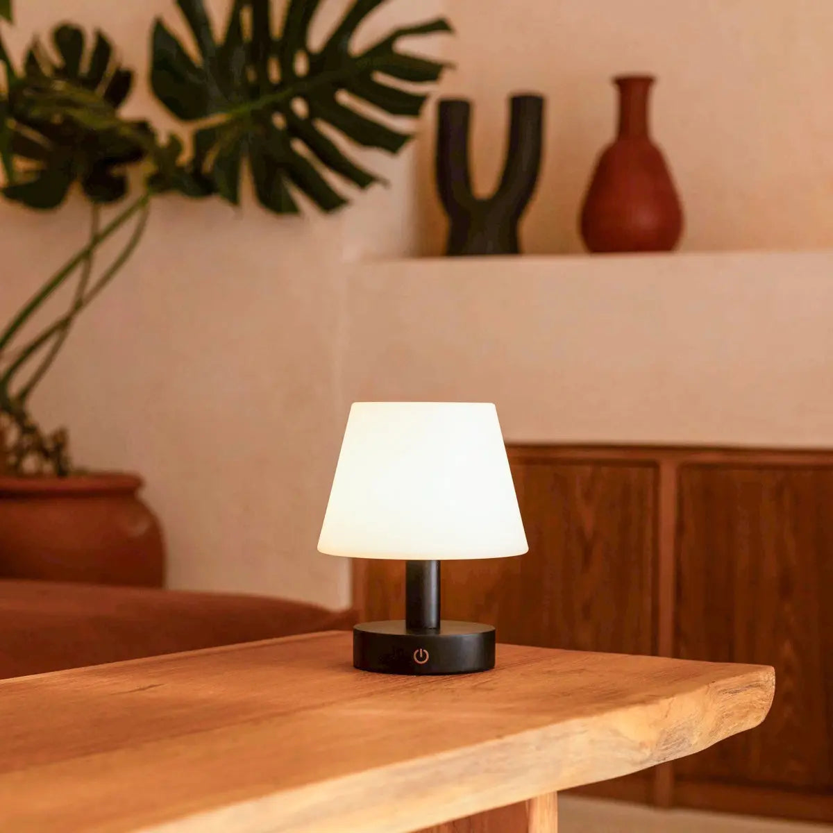 Teddy Black Wooden Rechargeable Table Lamp | Dimmable & Cordless with 3 Light Modes Tavellio