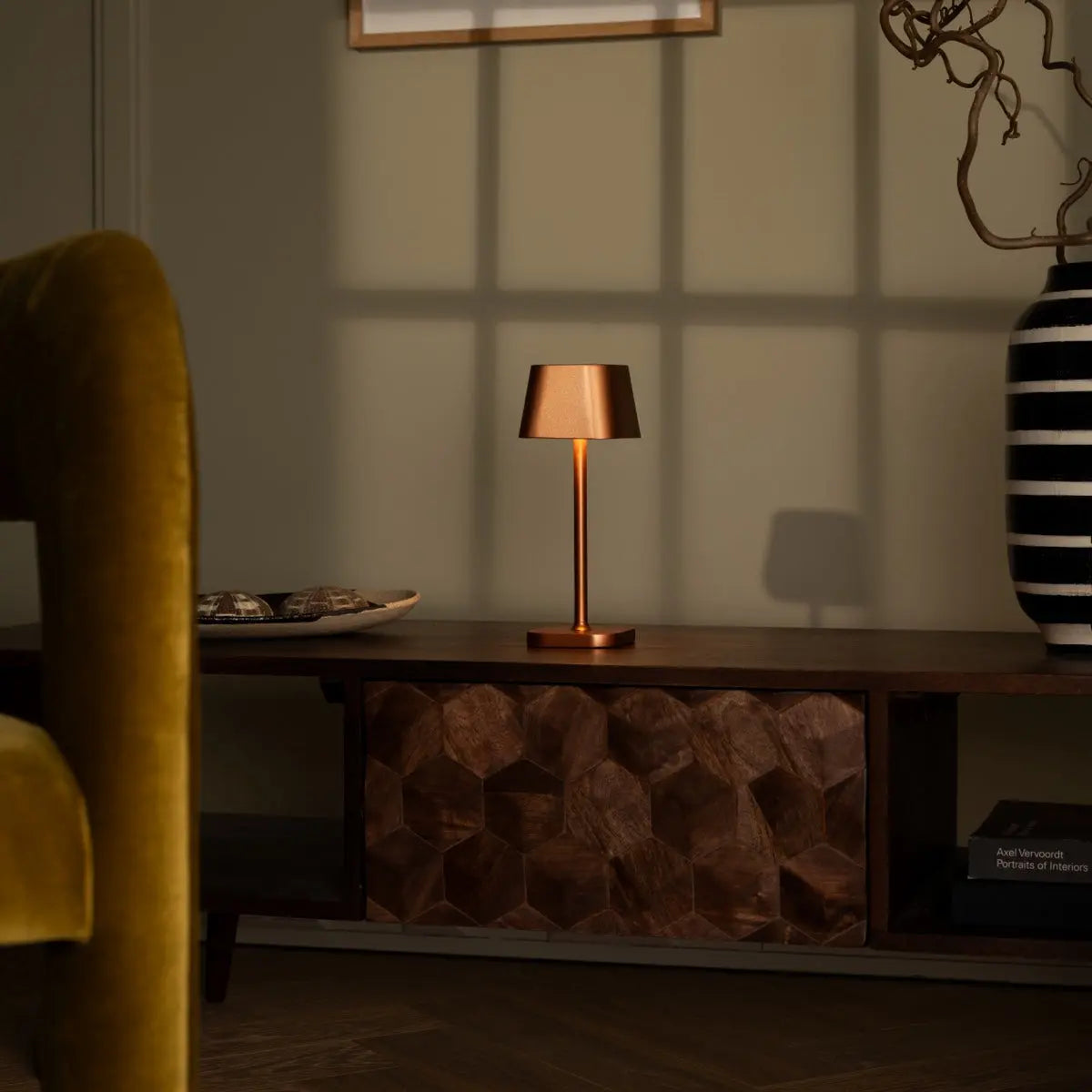 Ava Copper Rechargeable Table Lamp | Stylish, Cordless & Dimmable Tavellio