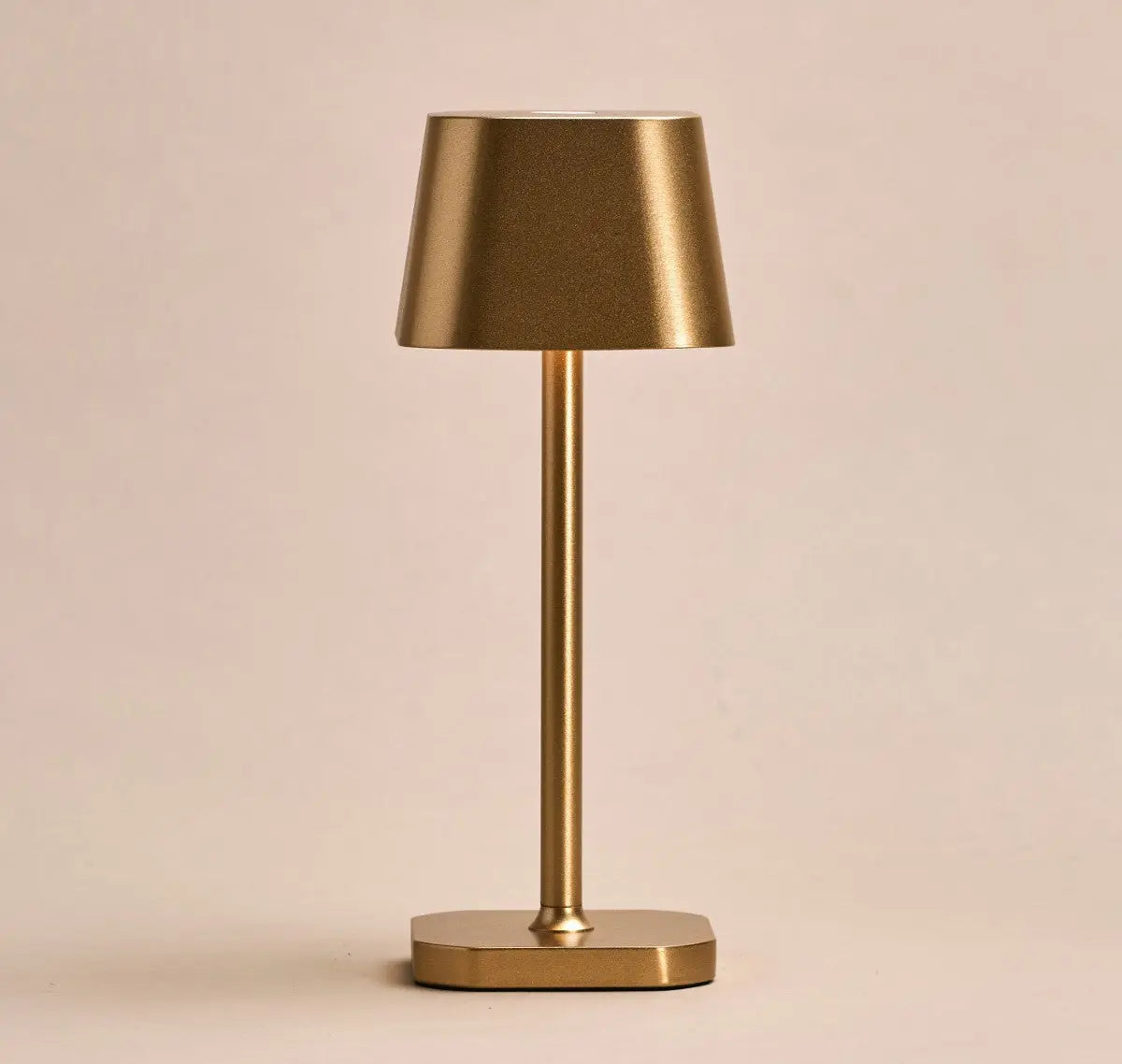 Ava Gold Rechargeable Table Lamp | Cordless, Dimmable & Stylish Tavellio