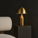 Otto Gold Dressoir Lamp – Stylish Metal Table Lamp for Any Room Tavellio