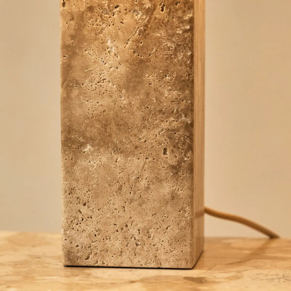 Rosie Travertine Lamp – Elegant Natural Stone with Cotton Shade Tavellio