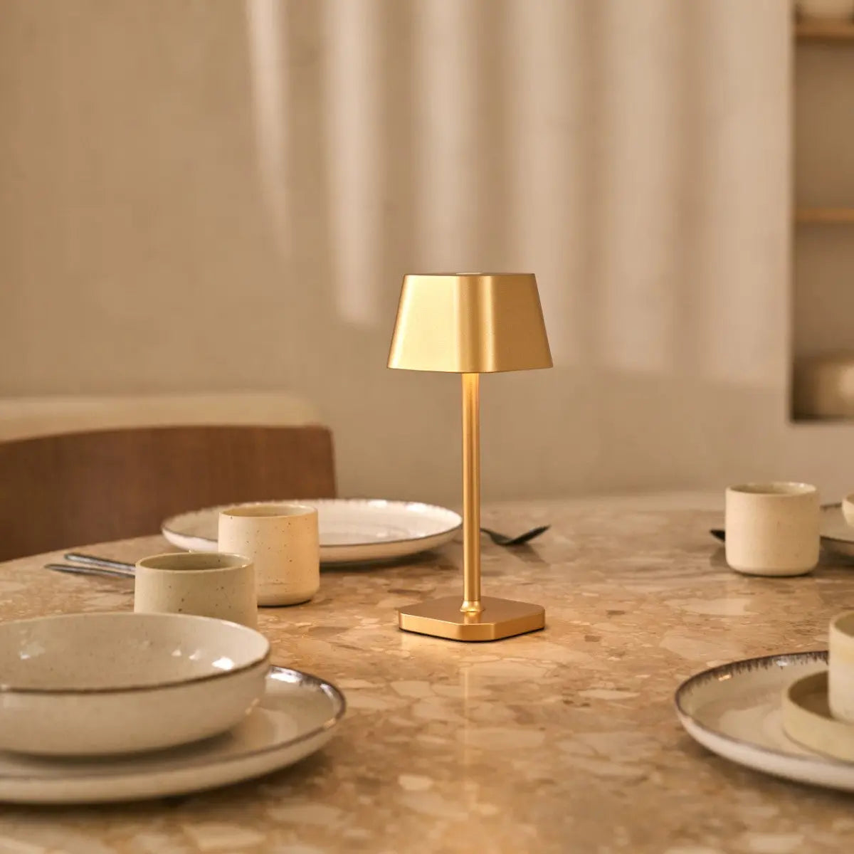 Ava Gold Rechargeable Table Lamp | Cordless, Dimmable & Stylish Tavellio